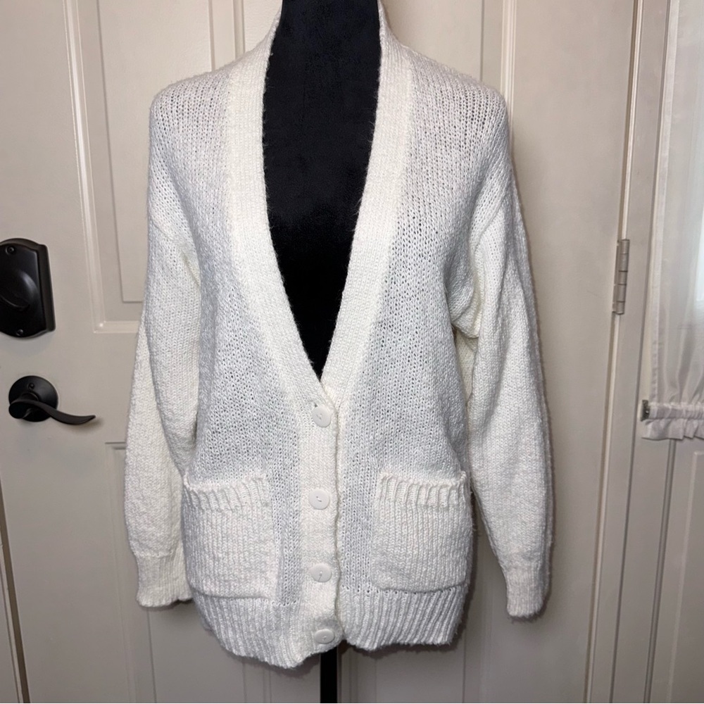 OHI Vintage Cream Ivory Deep V-Neck Button Cardigan Sz Medium Relaxed Fit